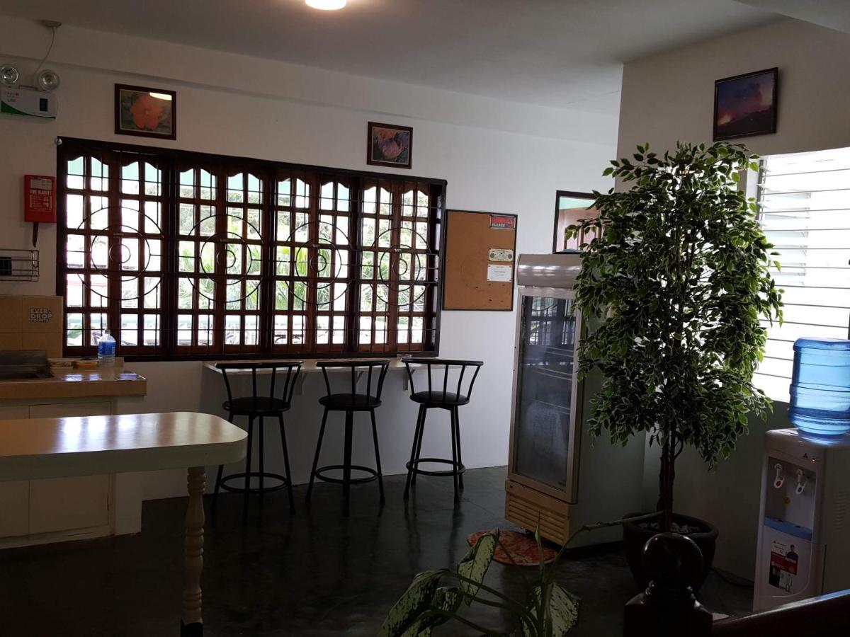Citadel Alona Inn Panglao Exterior photo